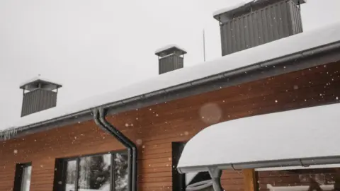 vinyl siding cold climates Best Vinyl Siding Brand for Cold Climates: Expert Guide 2026 Top 7 Best Vinyl Siding Brands for Cold Climates